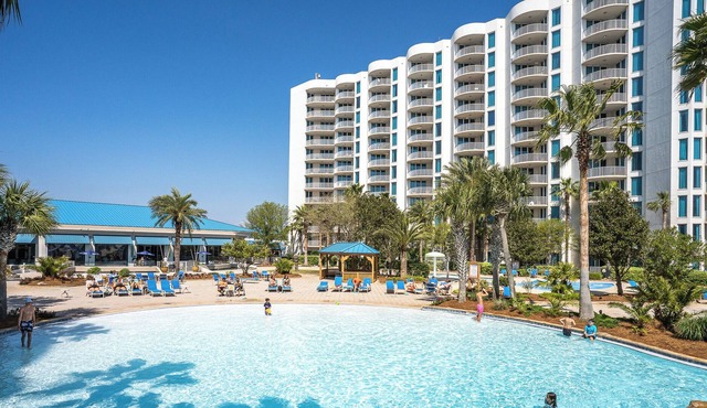 Florida Condo w/ Beautiful Views & Happy Vibes!