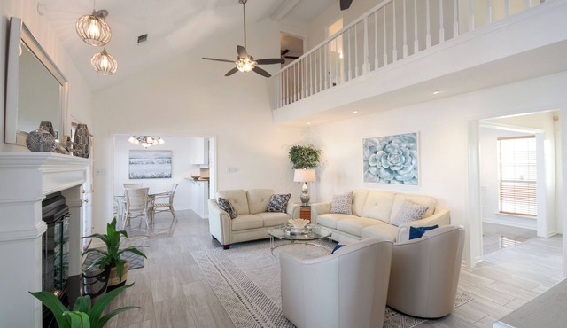 French Quarter Festival Rental 111 Near New Orleans with Waterfront Boat Dock