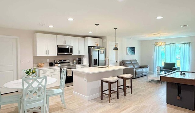 Fresh 3BR Home, Peaceful Stay