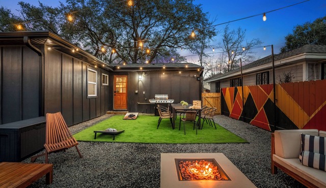 Fun-Filled Backyard:Firepit-Grill-Games-Good Vibes