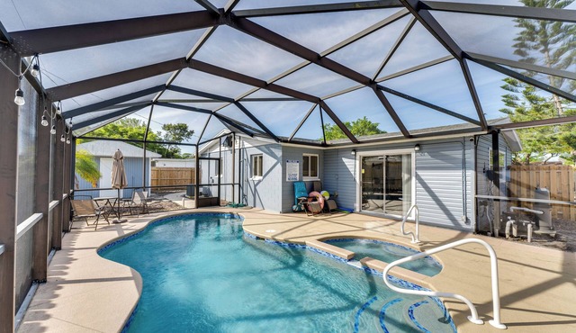 Game Room, Private Pool: South Daytona Home!