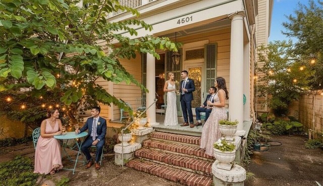 Gorgeous French, Artsy 6BR/3BA Versailles, Streetcar, French Quarter, Dollhouse!