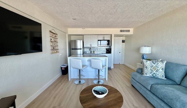 Gorgeous Oceanfront Coastal Bliss 1 BR Apartment with Private Balcony & Pool