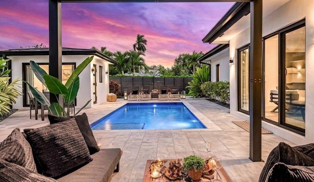 Grand Cypress Fairways 3BRD + Pool house