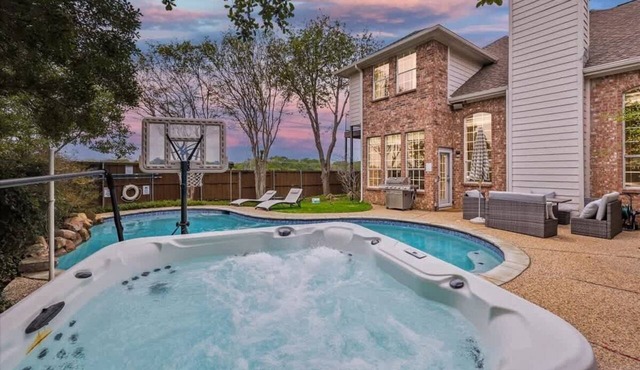 Grand Gem for Large Groups: Pool, Cinema, Playroom