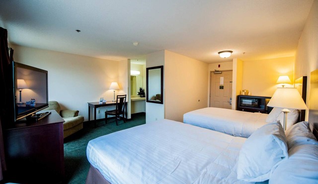 Greystone Inn and Suites