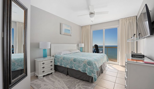 GULF FRONT MASTER SUITE 🏖 LIFE'S A BEACH in Panama City Beach