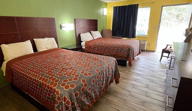 Hallmarc Inn New Albany