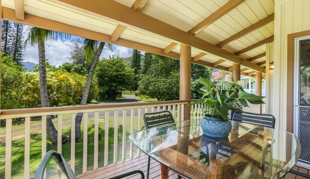 Hallor House: Breezy Hideaway Near Tunnels & Na Pali Trail in Hanalei