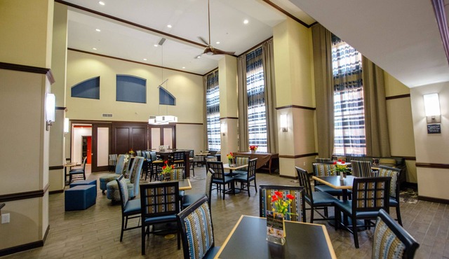 Hampton Inn & Suites Port Arthur