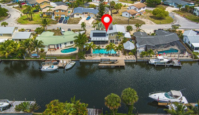 Healthy Living Retreat - Waterfront Space Coast View w/Sauna Pool Hot Tub