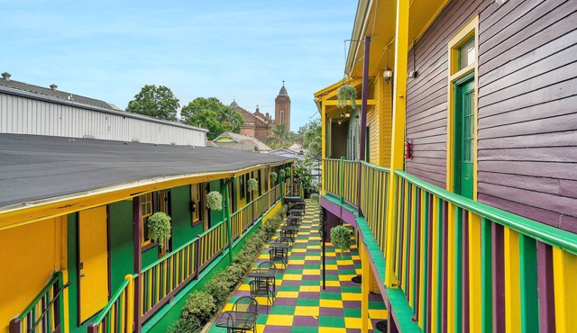 Historic Mardi Gras Inn