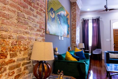 Historic Marigny House mins to French Quarters!