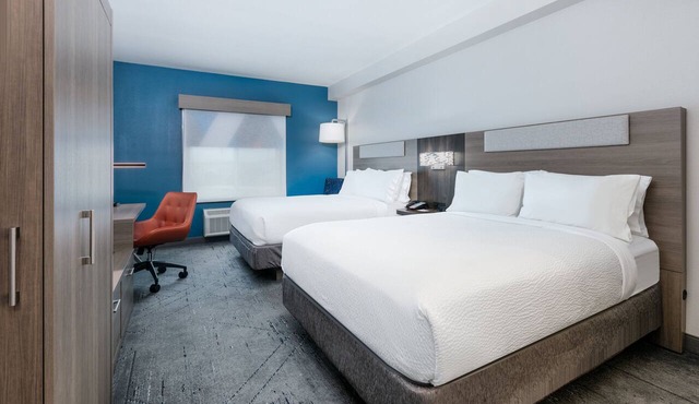 Holiday Inn Express & Suites Dallas Park Central Northeast by IHG