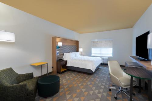 Holiday Inn Hotels Batesville by IHG
