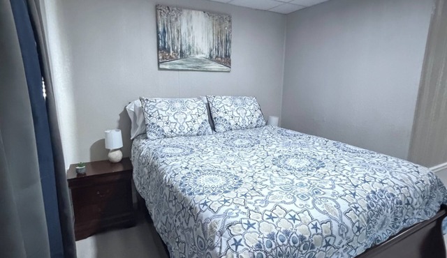 Home Away From Home – Holiday, FL