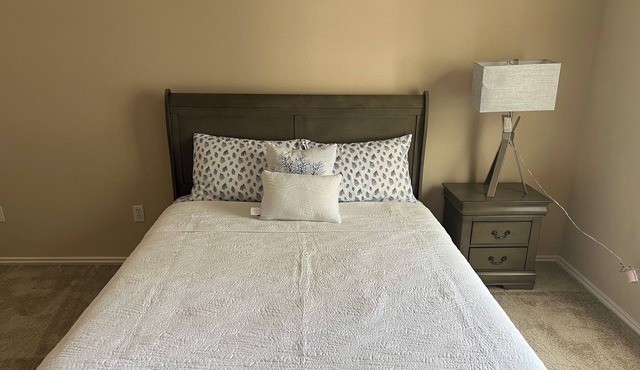 Home away from home. Suitable for families close to city center, parks & more