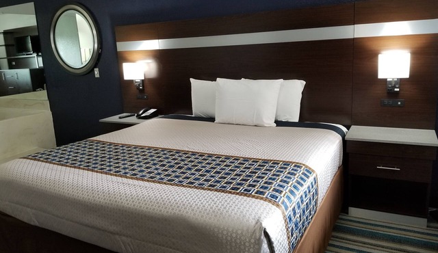 HomeBridge Inn and Suites
