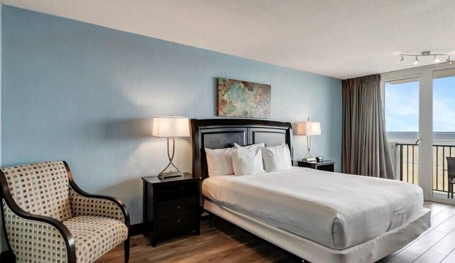 Inviting Bayside Studio With Bay View on Sandestin