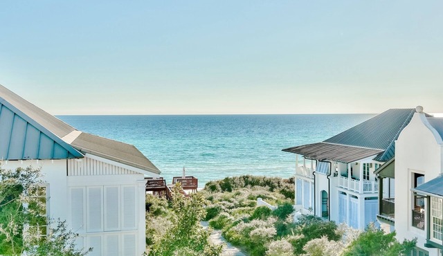 July savings - Rosemary Beach Cottage, Fabulous Gulf Views, next to beach and on Boardwalk F