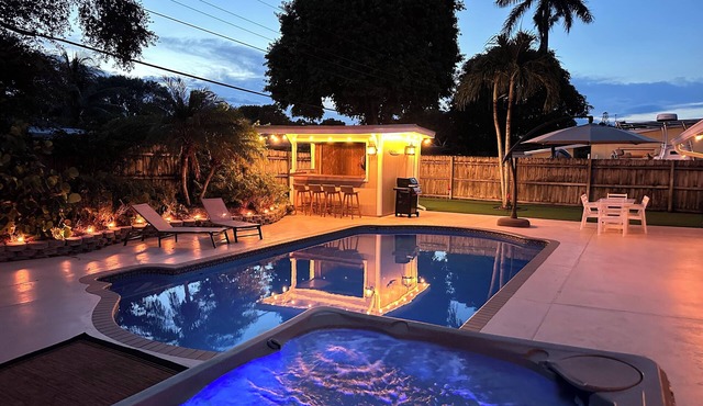 Jupiter Heated Pool/Spa Luxury Home with Private Oasis
