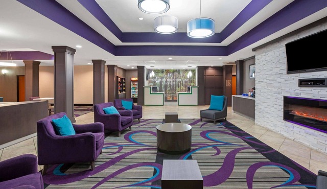 La Quinta Inn & Suites By Wyndham Houston Pasadena North