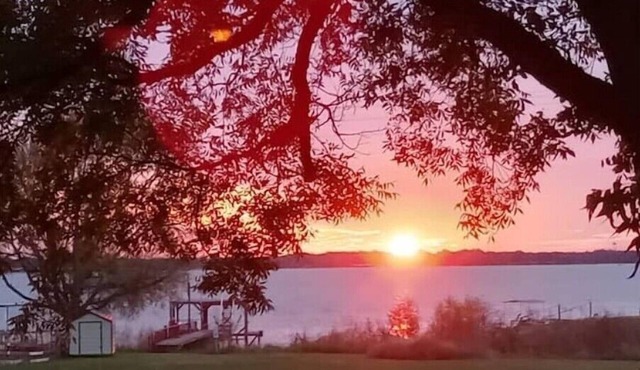 Lakeside Bliss 1 Hr. from Dallas