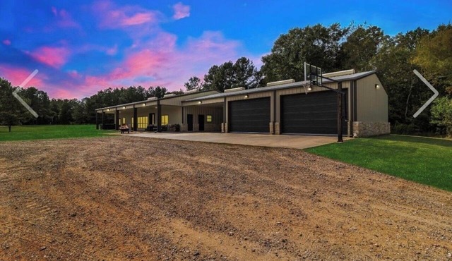 Lakewood Lodge - 5BR+ Pool Table +Hot Tub+ More!