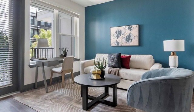 Landing | Chic 1BD, Pool, Gym