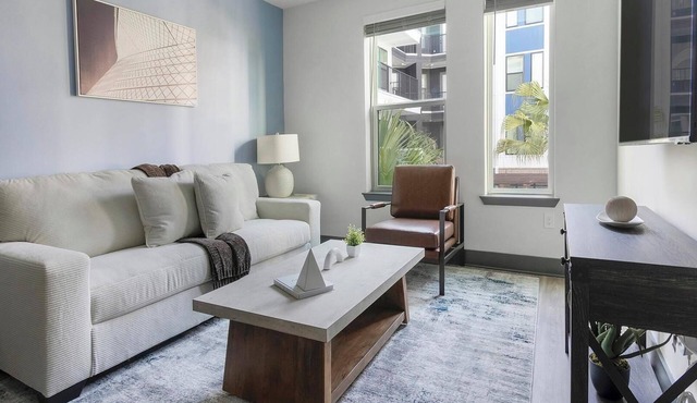 Landing | Chic 1BD, Pool, Yoga Studio in Jacksonville