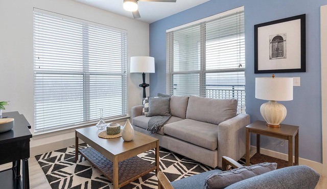 Landing | Chic 2BD, Clubhouse, Gym