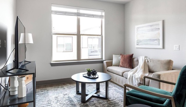 Landing | Spectacular 2BD, Clubhouse, Gym