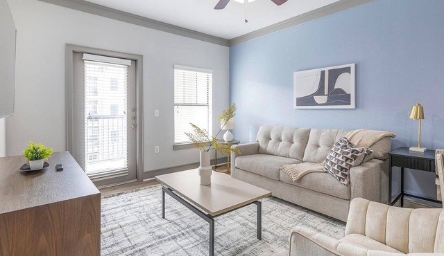 Landing | Spectacular 3BD, Clubhouse