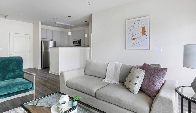 Landing | Spectacular 2BD in North Fort Worth