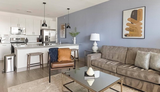 Landing | Stylish 1BD, Gym, Clubhouse