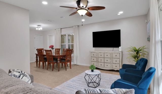 Large 5 BR 2.5 BA near Fleming Island and 295