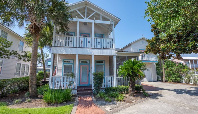 Lazy Magnolia * Pet Friendly & Beach Chair Set Included