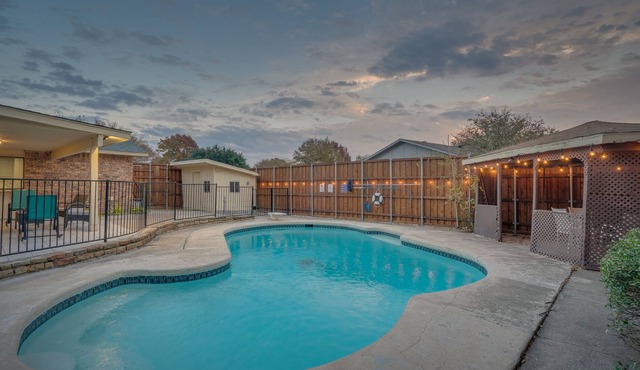 Location, Pool, Luxury and Everything in Between