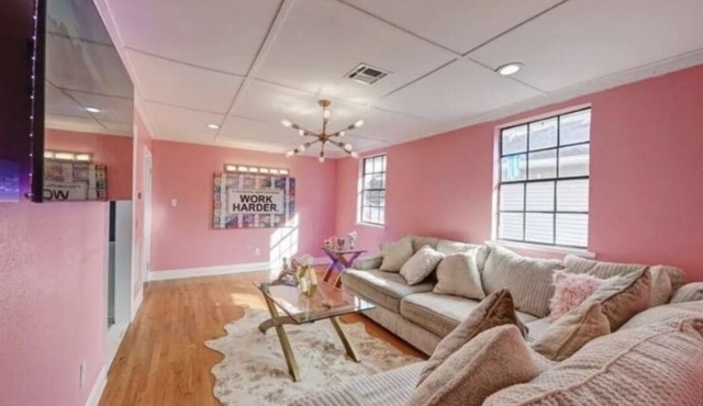 Luxe Lakeview New Orleans Townhome