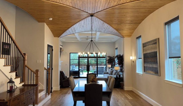 Luxury 3-bedroom home in Houston Heights.