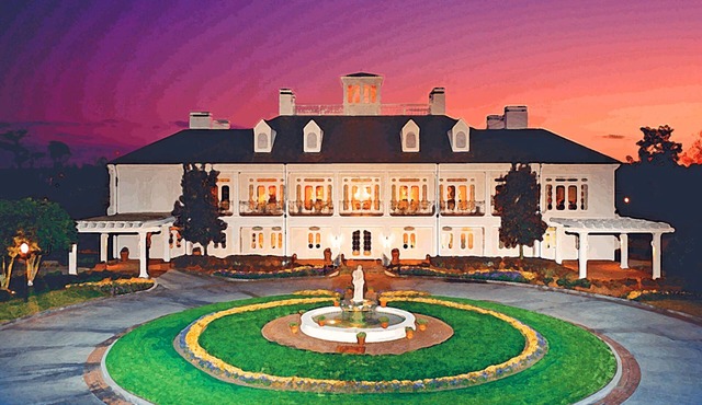 Luxury 4-bedroom house in Prestigious English Turn Gated Community