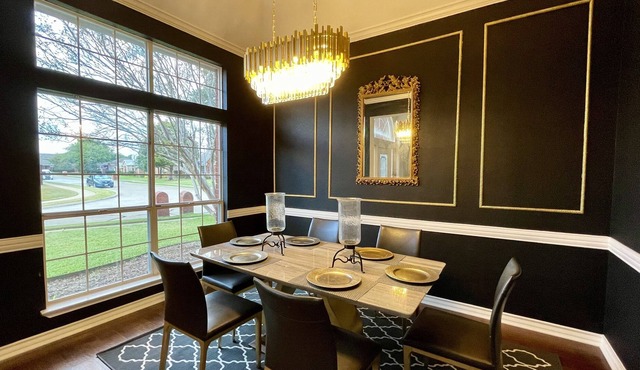 Luxury,Modern 6beds,5BR, 4BA Home w/Great Location in Carrollton