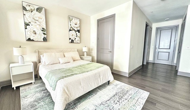 Luxury Studio Apartment - 10 mins from Downtown