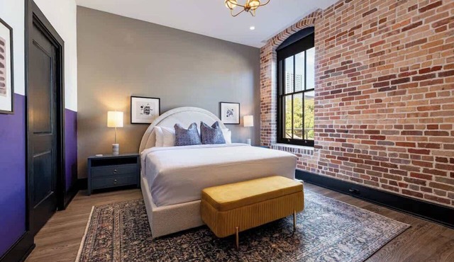 Luxury Suite | Rooftop Pool Walk-French Qtr Hotel