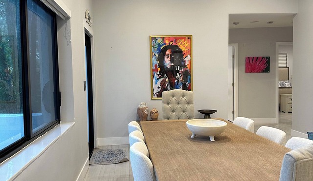 Magical 3-bedroom house in Miami with AC, WiFi and Heated Pool.