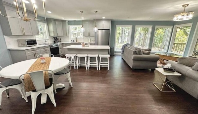 Magnolia Lake House
