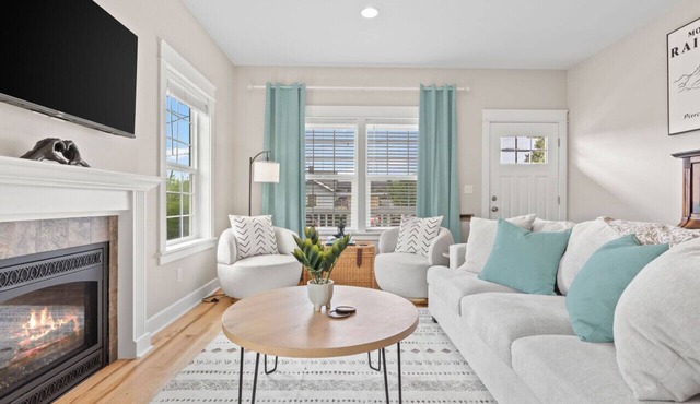 Manette Cottage Oasis - Close to Downtown! in Bremerton