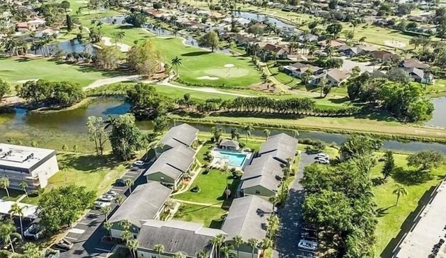 Marwood | Naples Condo with Heated Pool