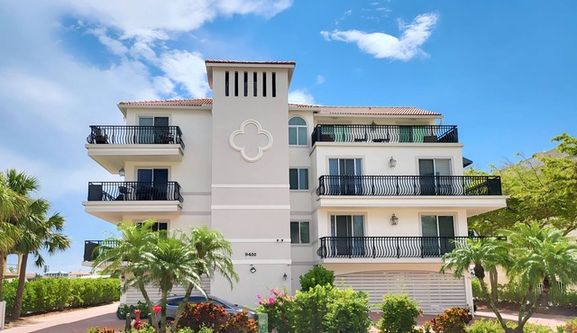 Memories Await, Garber Getaways! Waterfront retreat, 100 steps to private beach!