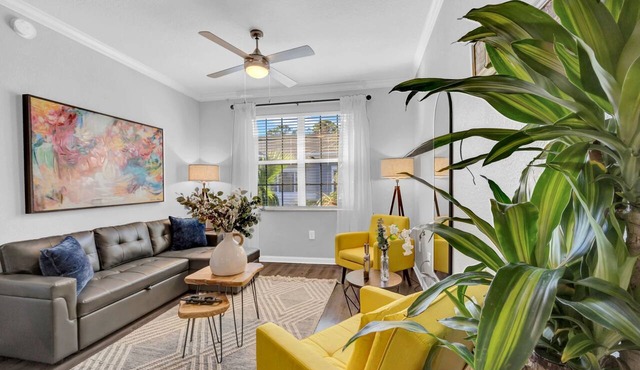 Modern 2BR/2BA | King Bed + Pool, Gym #6